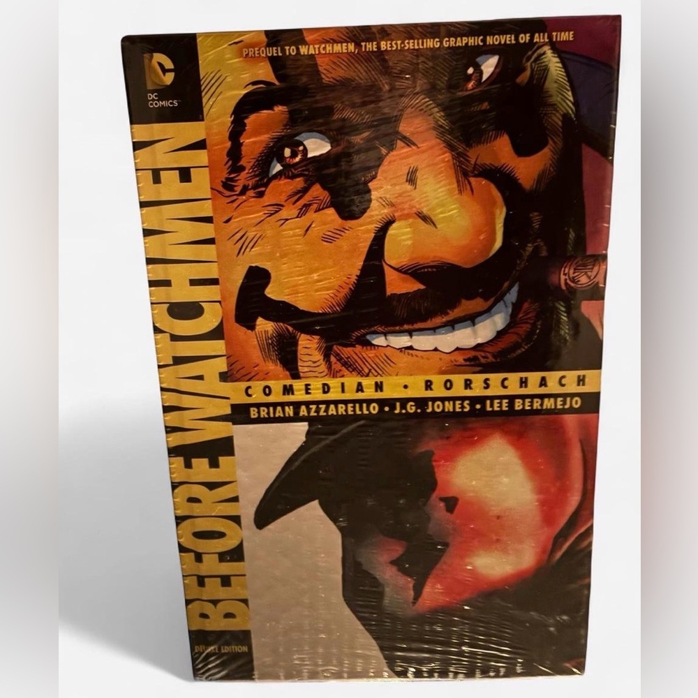 New DC Comics Before Watchmen: Comedian Rorschach - hardcover book